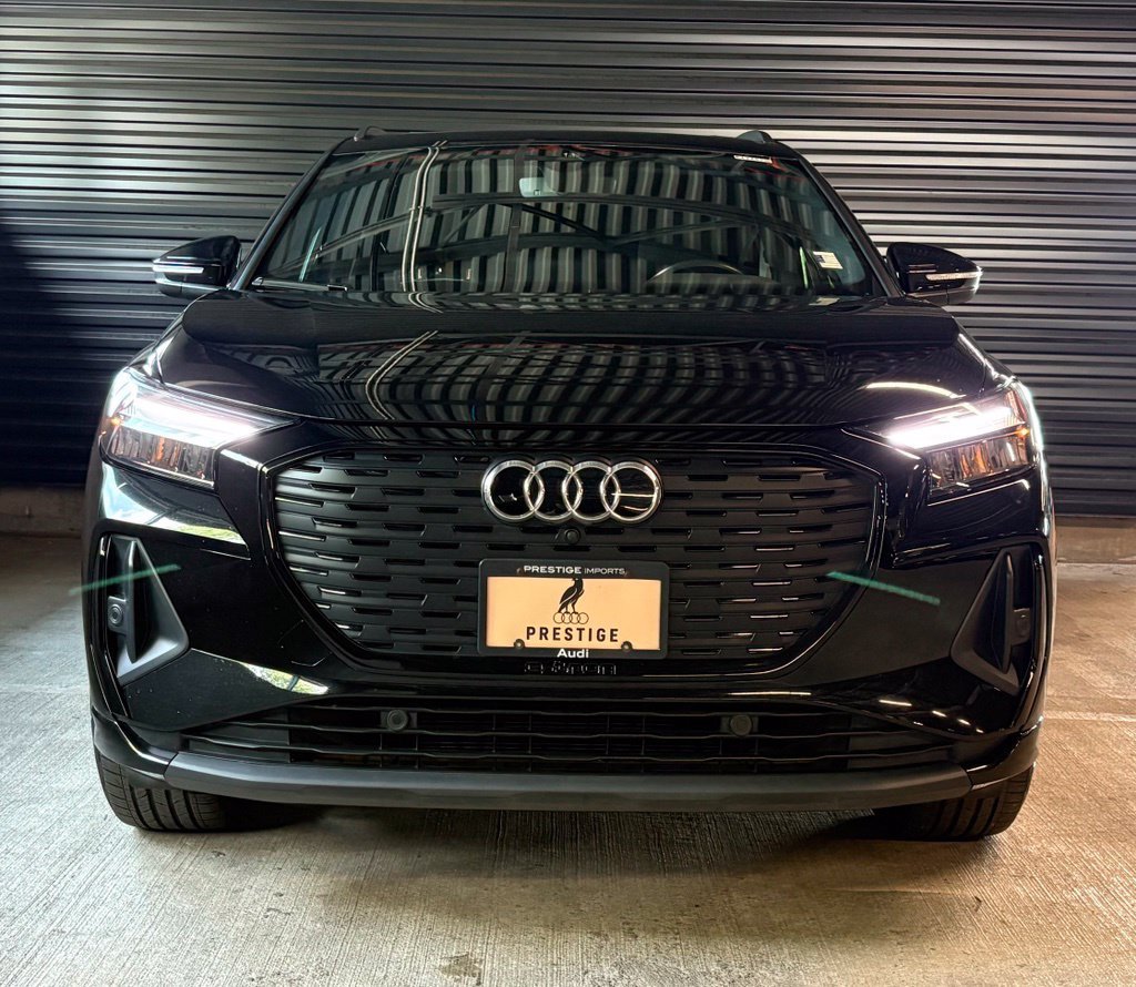 Used 2024 Audi Q4 e-tron Premium w/ Convenience Package AWD/4WD image 4