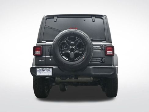 Used 2018 Jeep Wrangler Unlimited Sport S image 37