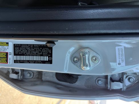Used 2023 Toyota Camry XSE FWD image 24