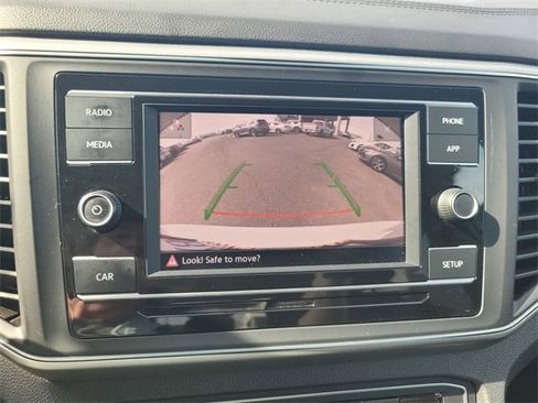 Used 2018 Volkswagen Atlas S image 21