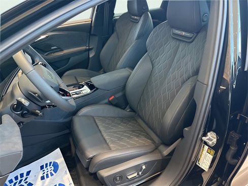 New 2025 Audi S6 e-tron Prestige image 11