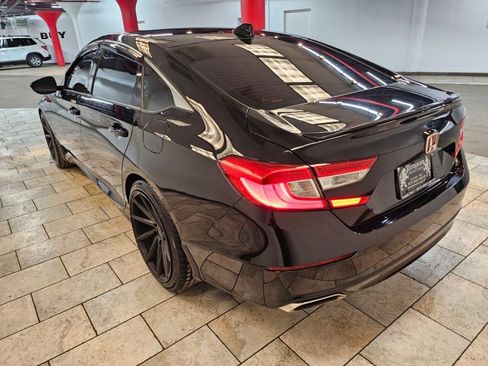 Used 2022 Honda Accord Sport image 5