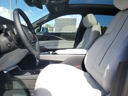 New 2025 Cadillac Lyriq Sport RWD image 18