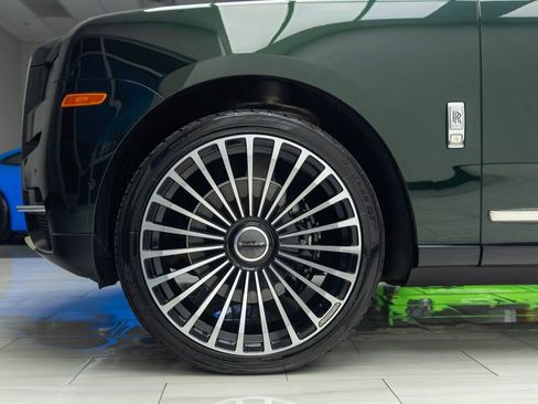 Used 2019 Rolls-Royce Cullinan AWD/4WD image 9