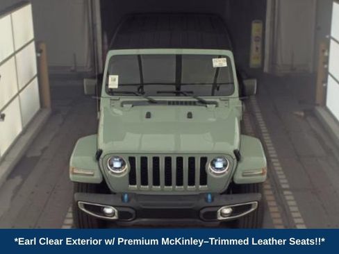 Used 2023 Jeep Wrangler Unlimited Sahara AWD/4WD image 2