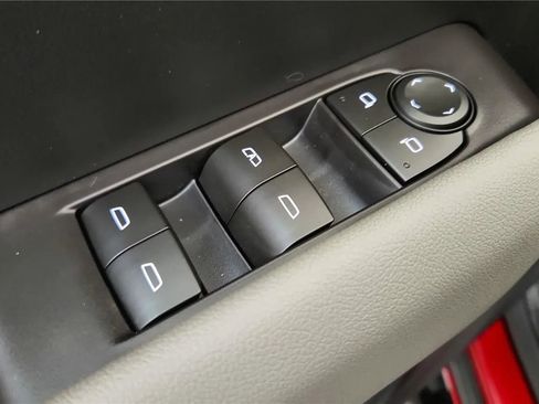 New 2026 Chevrolet Colorado ZR2 AWD/4WD image 32