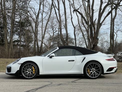 Certified 2019 Porsche 911 Turbo S image 2
