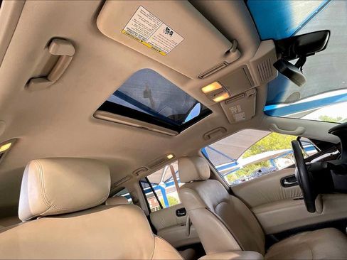 Used 2017 Nissan Armada Platinum image 13