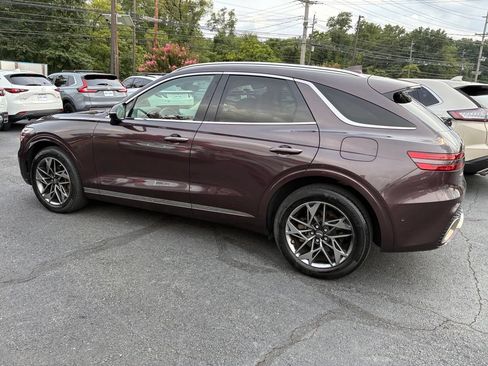Used 2022 Genesis GV70 2.5T w/ Advanced Package AWD/4WD image 4