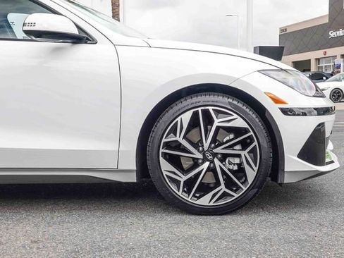 Certified 2023 Hyundai Ioniq 6 Limited RWD image 10