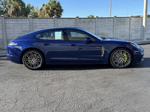 Certified 2023 Porsche Panamera 4 image 7