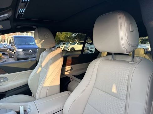 Used 2025 Mercedes-Benz GLE 450 4MATIC image 12