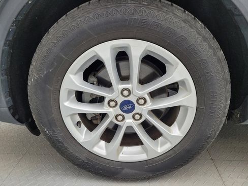 Used 2020 Ford Escape SE image 31