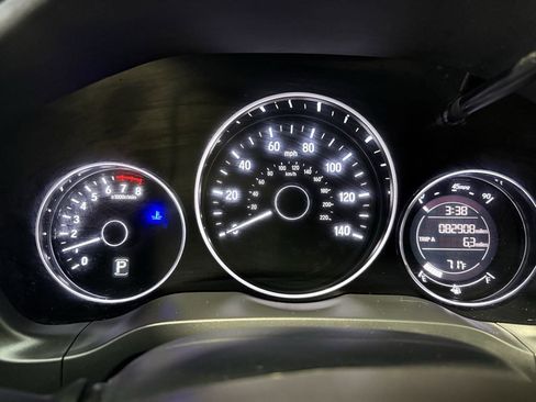 Used 2019 Honda HR-V LX image 10