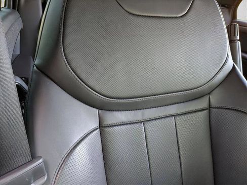 Certified 2025 Land Rover Range Rover Sport Dynamic SE image 17