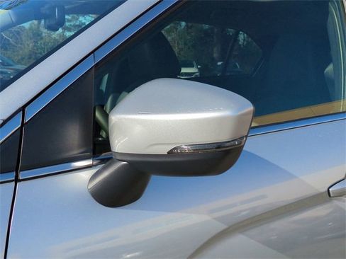 Used 2024 Mitsubishi Eclipse Cross SE image 12