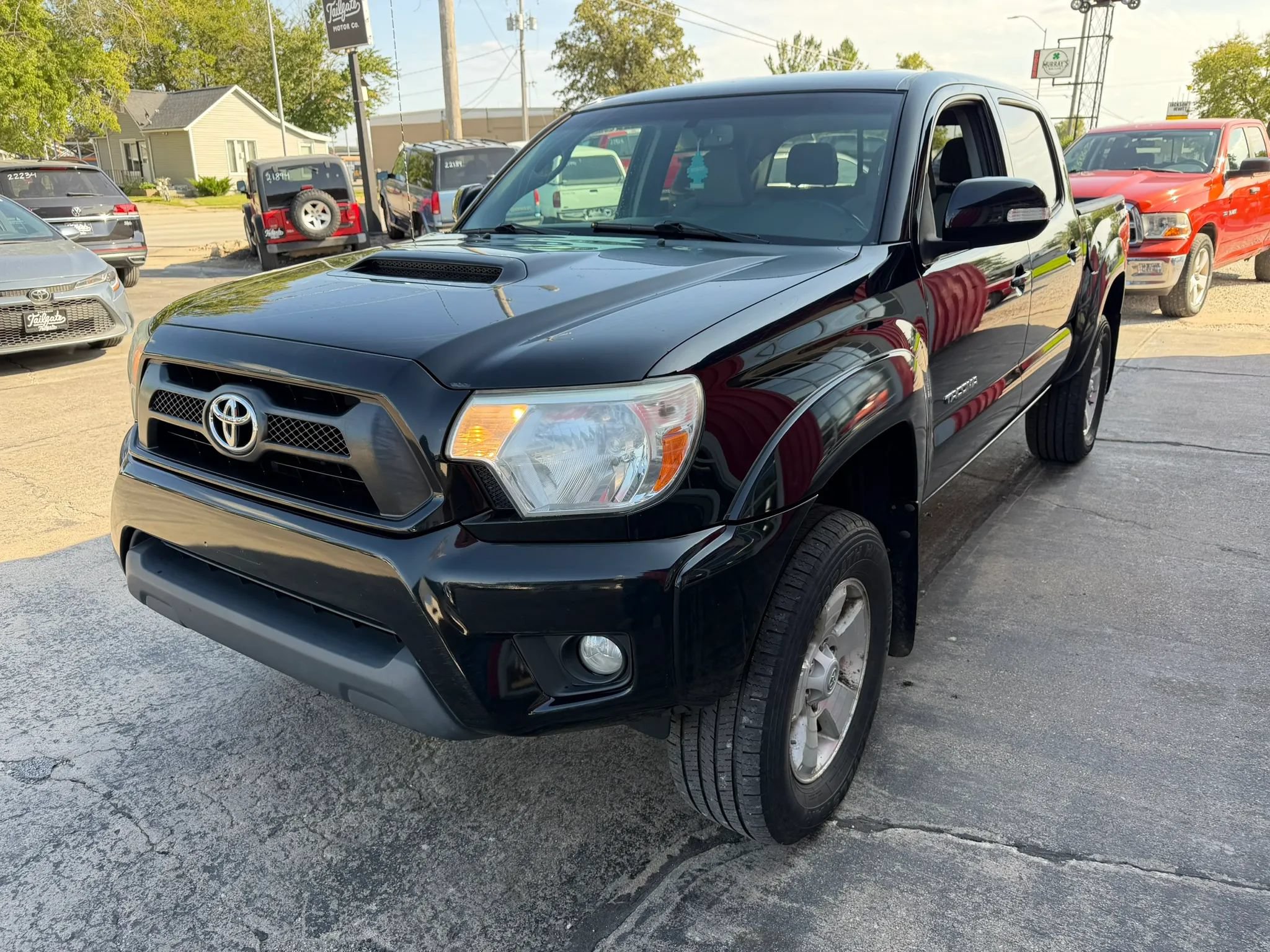 Used 2012 Toyota Tacoma 4x4 Double Cab w/ TRD Sport Pkg image 4