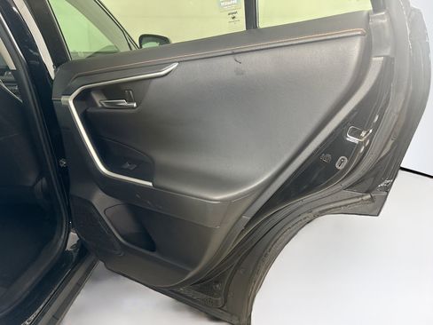 Used 2022 Toyota RAV4 Adventure w/ Convenience Package AWD/4WD image 29