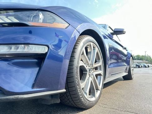 Used 2018 Ford Mustang GT Premium w/ Equipment Group 401A RWD image 16