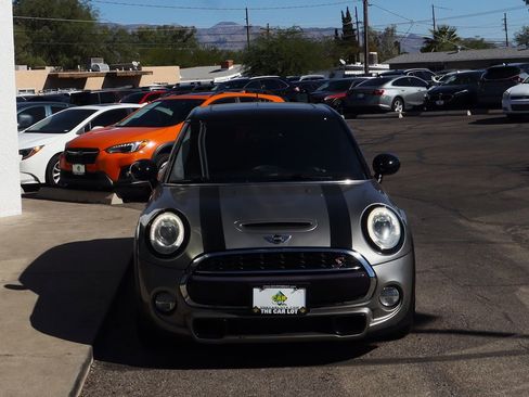 Used 2017 MINI Cooper S image 16