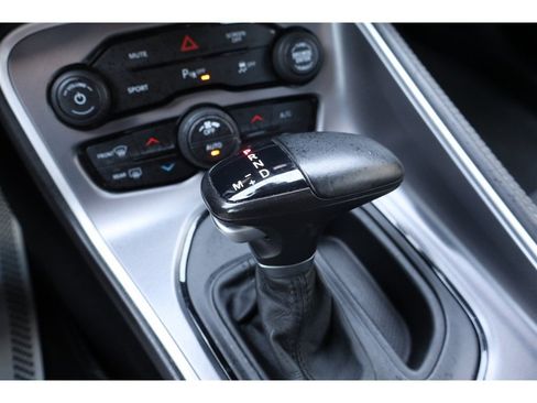 Used 2019 Dodge Challenger SXT w/ Driver Convenience Group RWD image 35