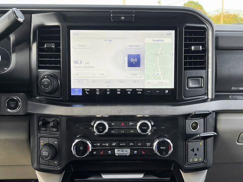 Used 2025 Ford F450 Platinum w/ Platinum Plus Package image 28