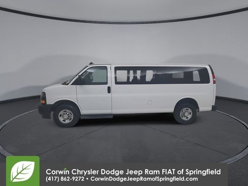 Used 2023 Chevrolet Express 3500 LS RWD image 9