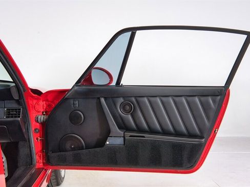 Used 1991 Porsche 911 Carrera image 33