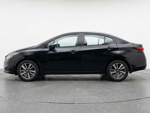 Used 2025 Nissan Versa SV FWD image 5