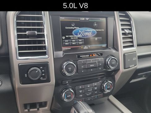 Used 2015 Ford F150 Lariat AWD/4WD image 29