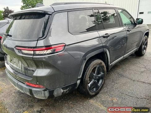Certified 2025 Jeep Grand Cherokee L Limited w/ Black Appearance Package AWD/4WD image 3