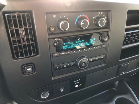 Used 2024 Chevrolet Express 2500 w/ Driver Convenience Package image 26