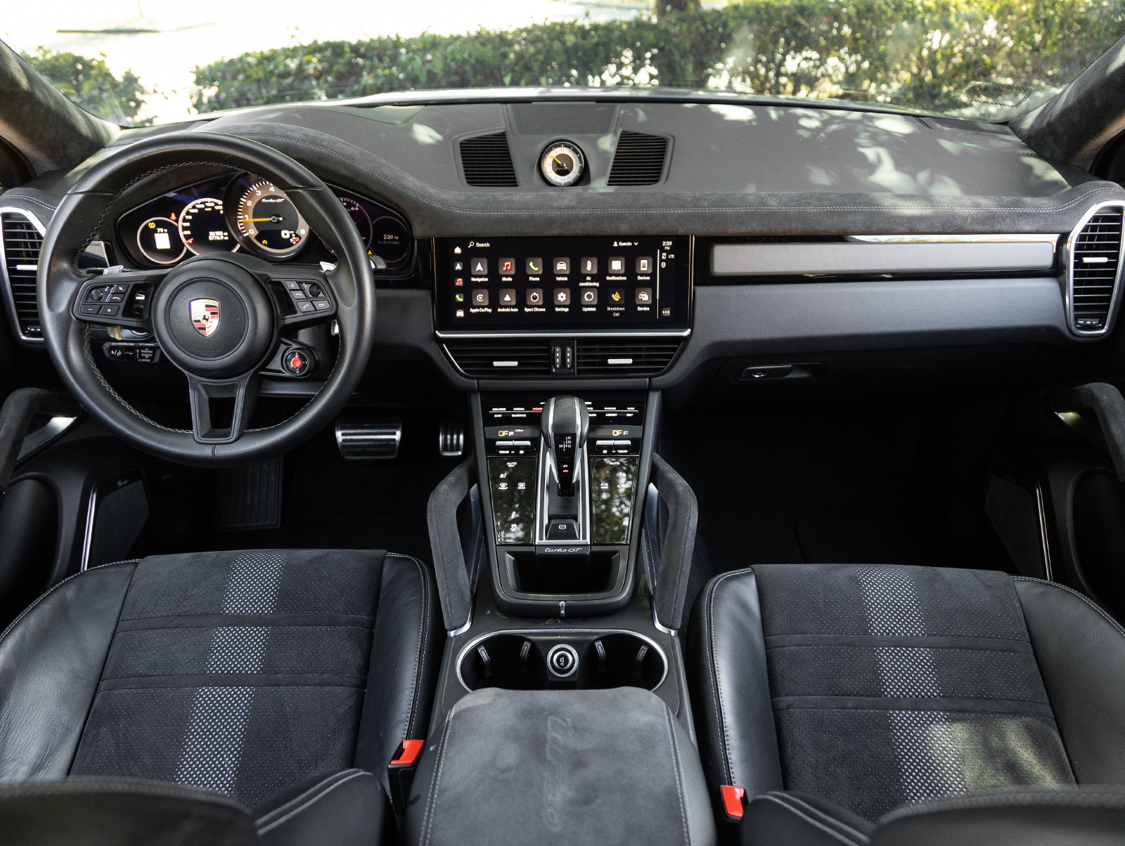 Certified 2023 Porsche Cayenne Turbo GT AWD/4WD image 12