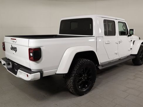 Used 2023 Jeep Gladiator Overland image 5