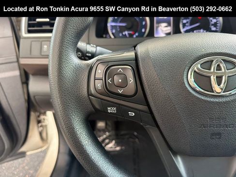 Used 2017 Toyota Camry LE FWD image 16