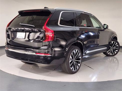 Used 2025 Volvo XC90 B5 Plus image 2