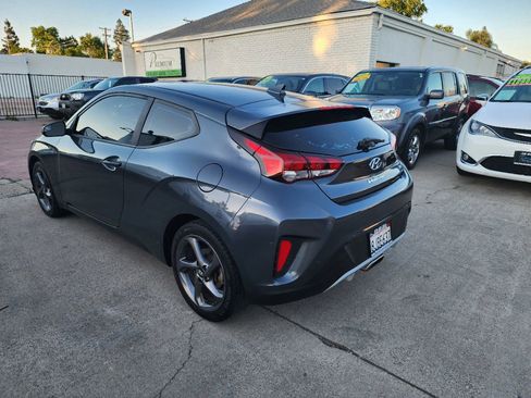 Used 2019 Hyundai Veloster 2.0 FWD image 3