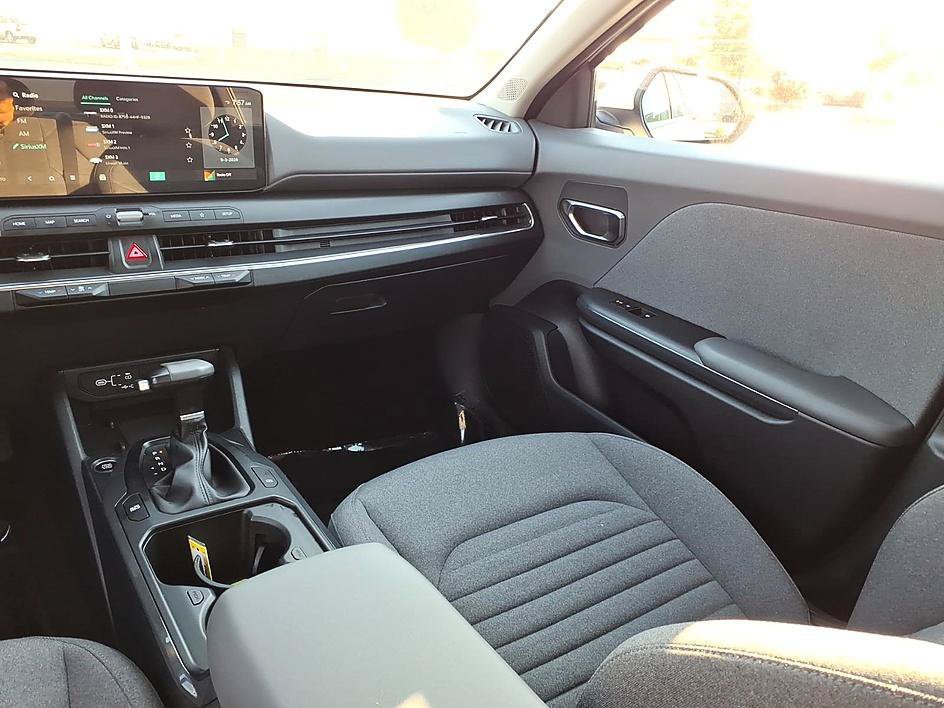 Used 2025 Kia K4 EX FWD image 21