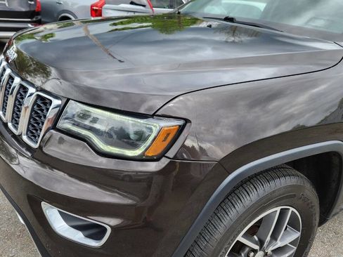 Used 2017 Jeep Grand Cherokee Limited w/ Luxury Group II image 23