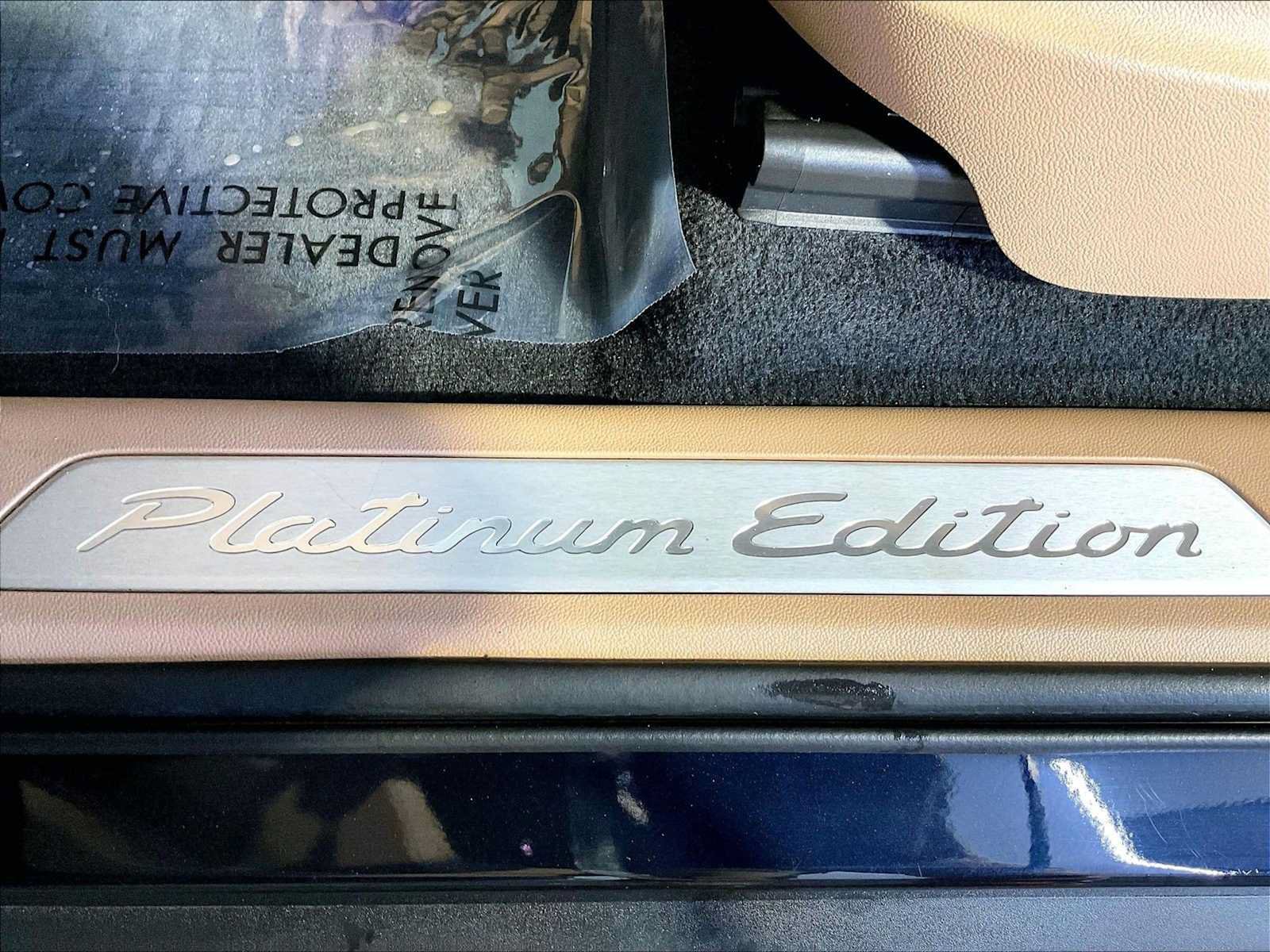 Certified 2022 Porsche Cayenne Platinum Edition AWD/4WD image 19