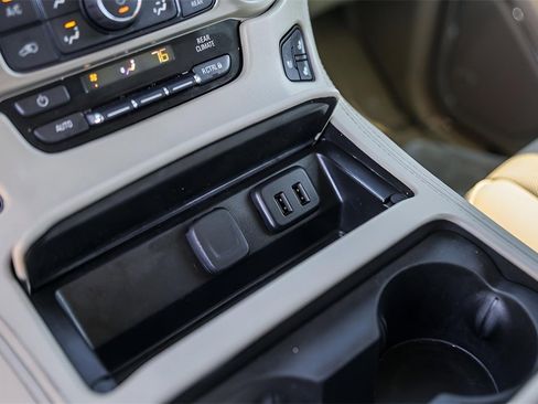 Used 2019 GMC Yukon Denali w/ Open Road Package image 23