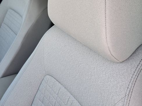 Used 2024 Honda HR-V LX image 15
