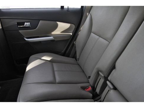 Used 2013 Ford Edge SEL image 14