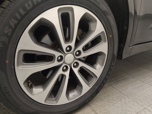 Used 2014 Kia Sorento SX w/ 3rd Row Package FWD image 31