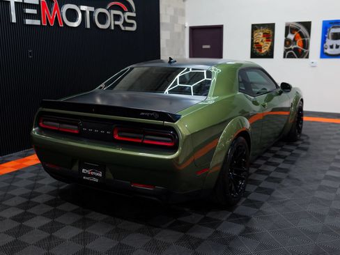 Used 2020 Dodge Challenger SRT Hellcat Redeye RWD image 8