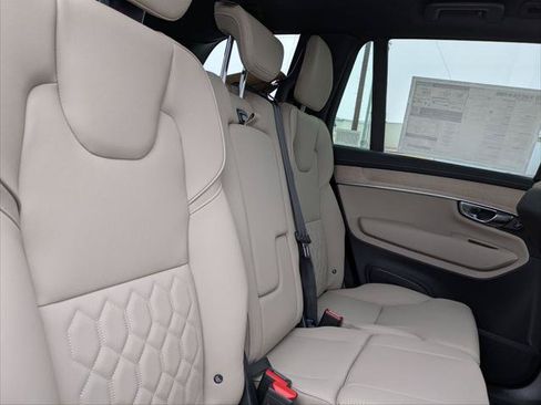 New 2026 Volvo XC90 T8 Plus w/ Protection Package AWD/4WD image 13