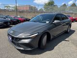 Certified 2024 Hyundai Elantra SE image 3