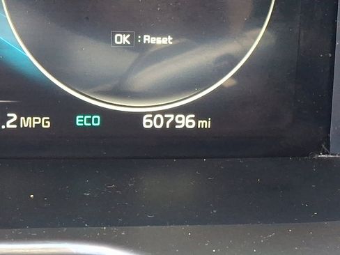 Certified 2023 Kia Sorento SX Prestige w/ Panoramic Sunroof Package AWD/4WD image 22