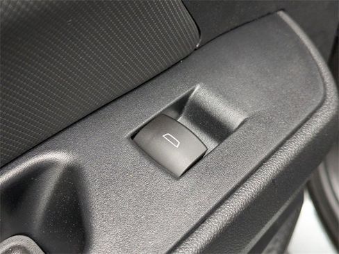 New 2026 Chevrolet Equinox EV RS image 27