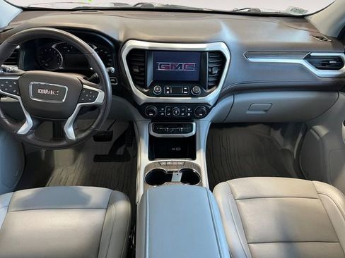 Used 2022 GMC Acadia SLT w/ Preferred Package AWD/4WD image 8